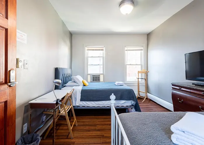 Best Room To Visit Nyc-Subway Access Newark